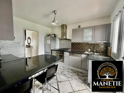 Maison - 80 m² - 6 pièces