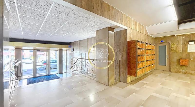 Appartement - 91 m² - 4 pièces