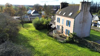 Maison - 231 m² - 6 pièces