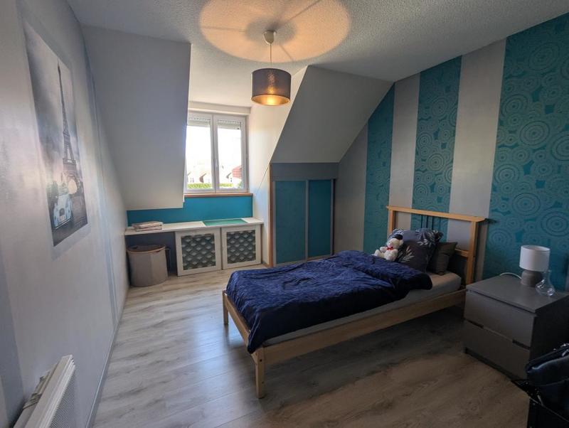 Pavillon - 160 m² - 7 pièces