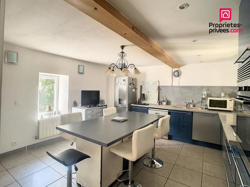 Maison - 140 m² - 9 pièces