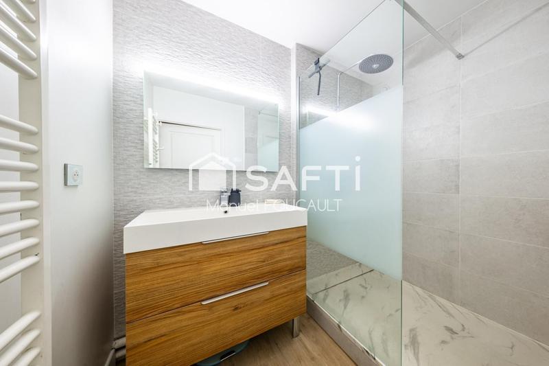 Appartement - 82 m² - 4 pièces