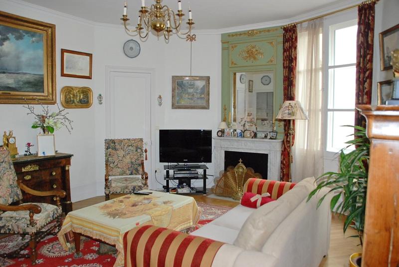 Appartement - 179 m² - 7 pièces