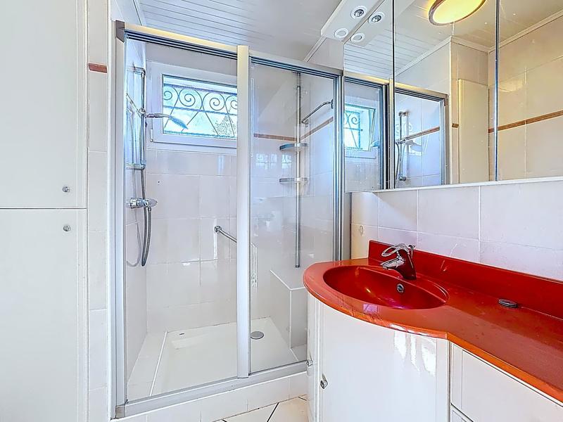 Maison - 105 m² - 4 pièces