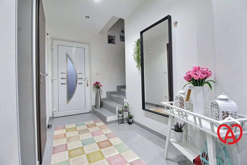 Maison - 129 m² - 7 pièces