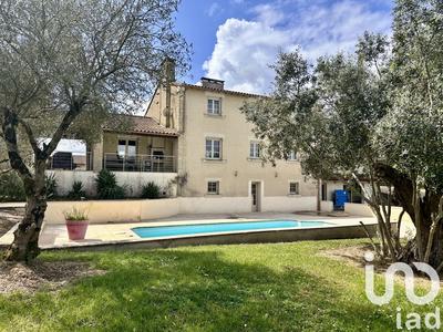 Maison - 470 m² - 13 pièces