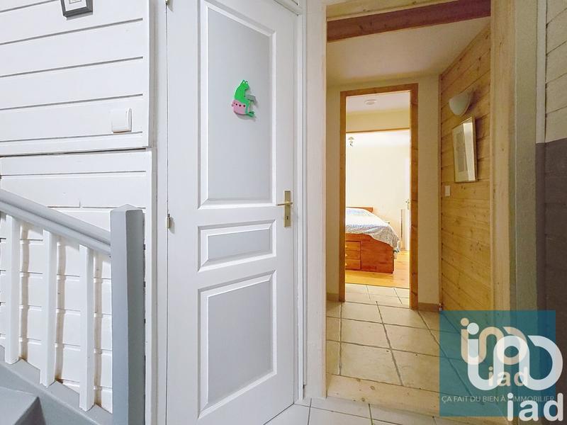 Maison - 223 m² - 8 pièces