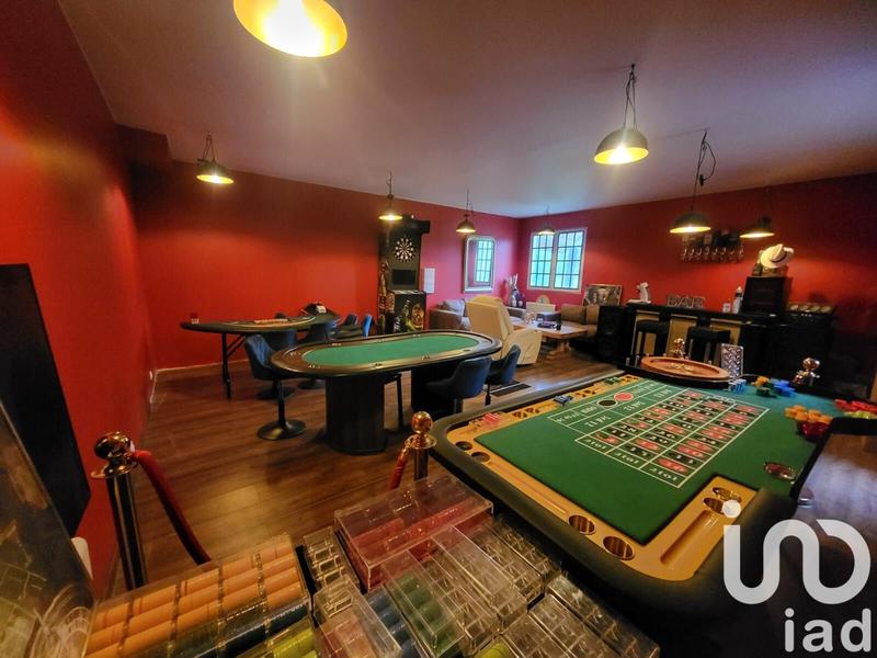Maison - 209 m² - 4 pièces