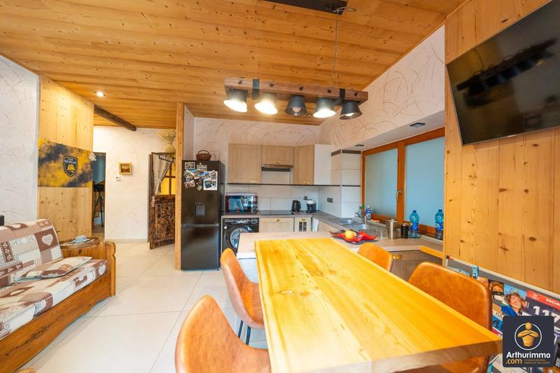 Maison - 520 m² - 15 pièces