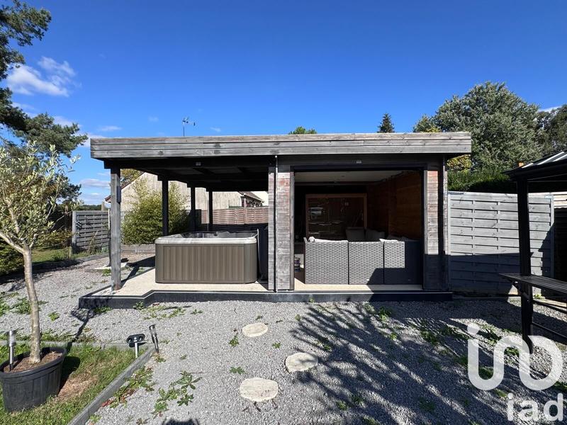 Maison - 137 m² - 6 pièces