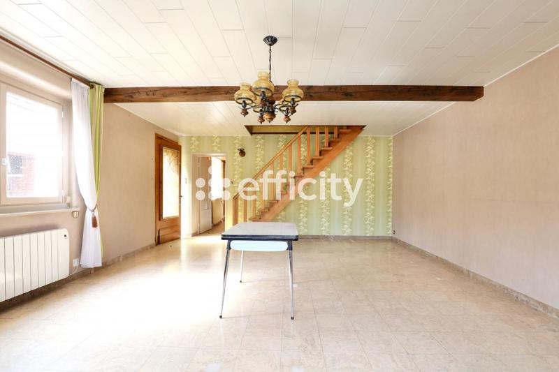 Maison - 208 m² - 12 pièces