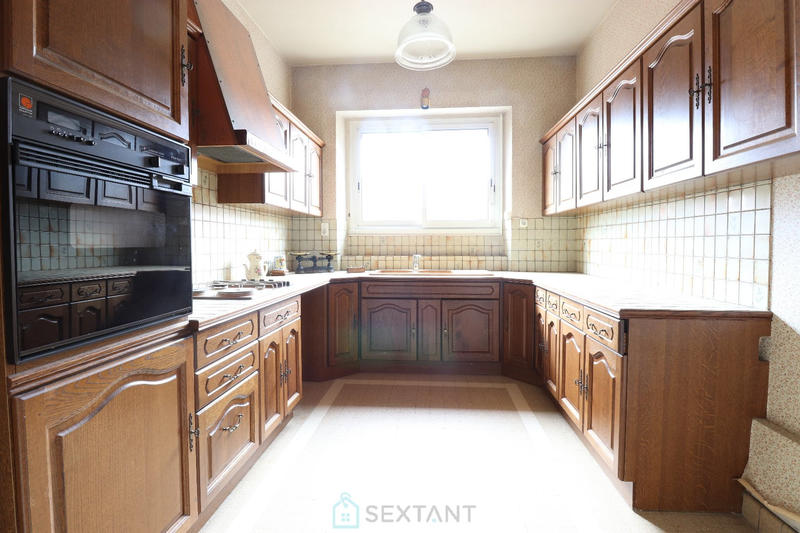 Maison - 165 m² - 6 pièces