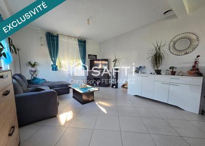 Maison - 303 m² - 10 pièces