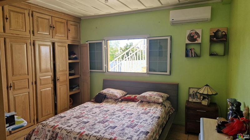 Maison - 186 m² - 6 pièces