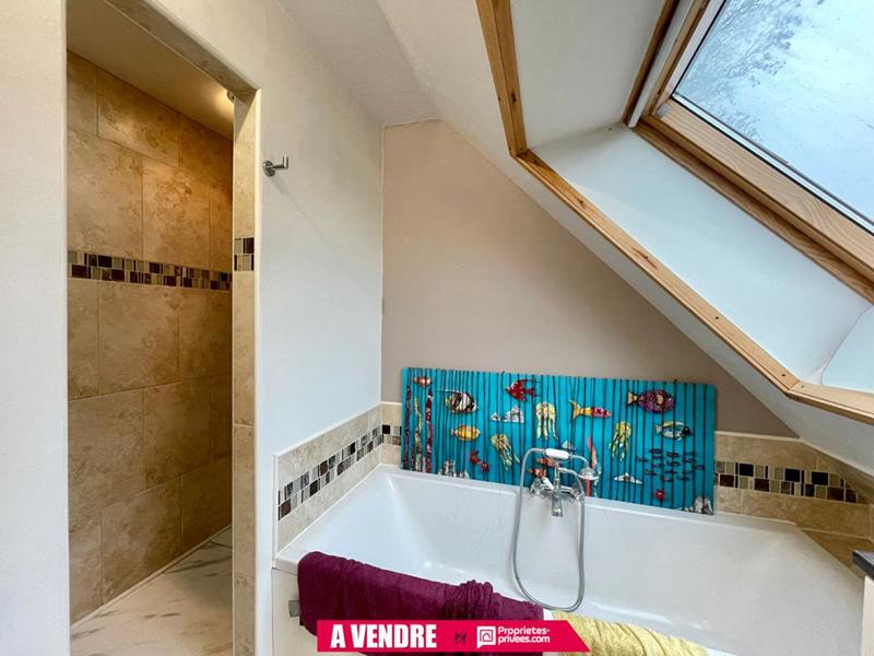 Maison - 102 m² - 5 pièces