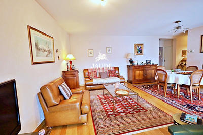 Appartement - 81 m² - 4 pièces