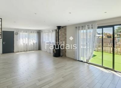 Maison - 128 m² - 6 pièces