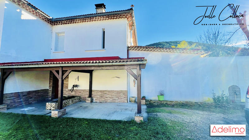 Maison - 180 m² - 5 pièces