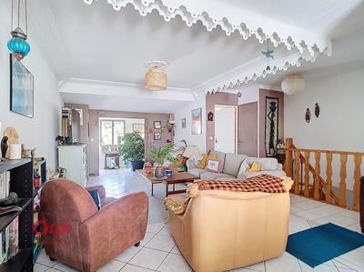 Maison - 98 m² - 4 pièces