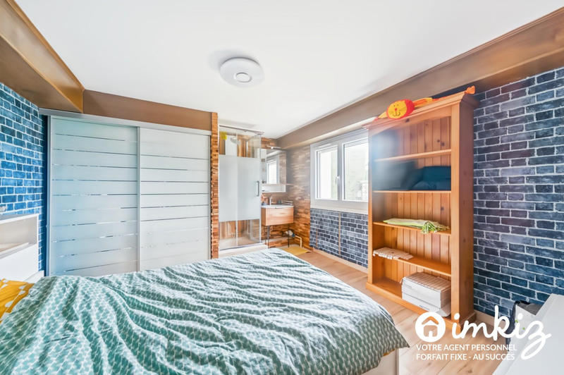 Maison - 160 m² - 8 pièces