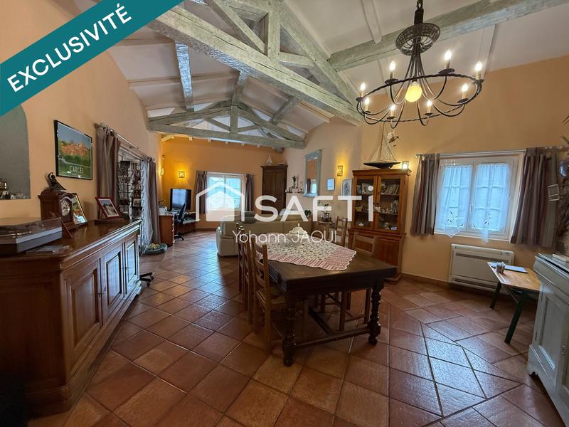 Maison - 140 m² - 5 pièces