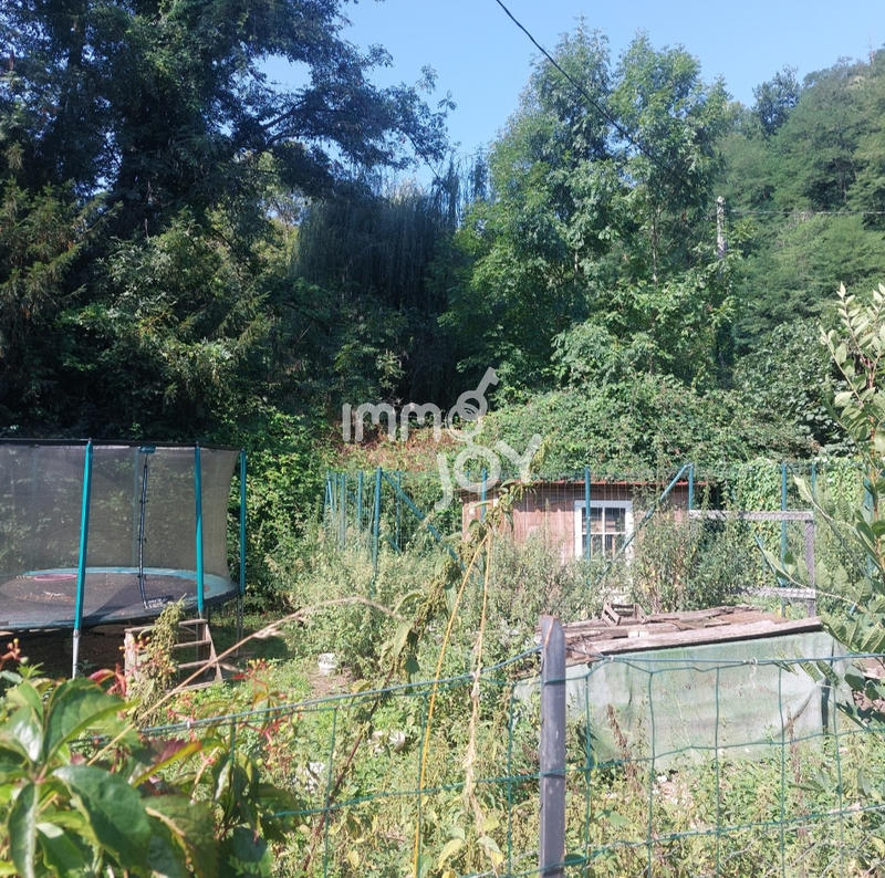 Maison - 93 m² - 4 pièces