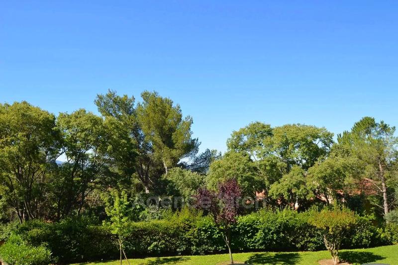 Appartement - 107 m² - 4 pièces