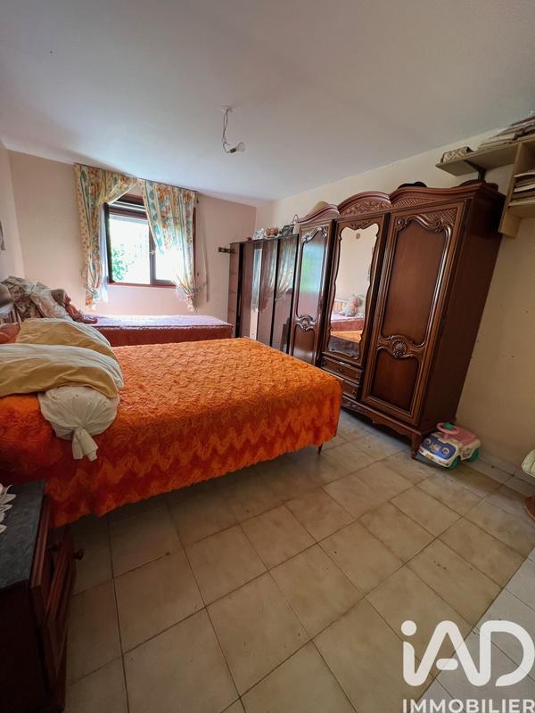 Maison - 208 m² - 11 pièces