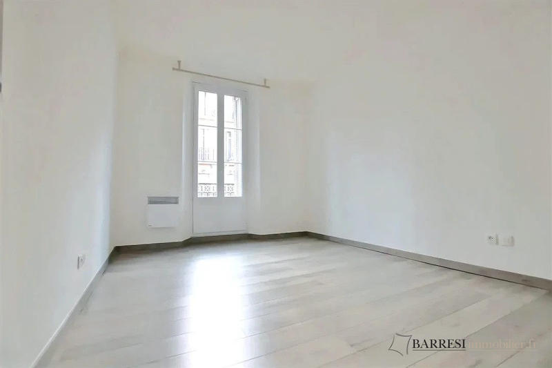 Appartement - 77 m² - 3 pièces