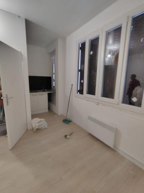 Maison - 205 m² - 12 pièces