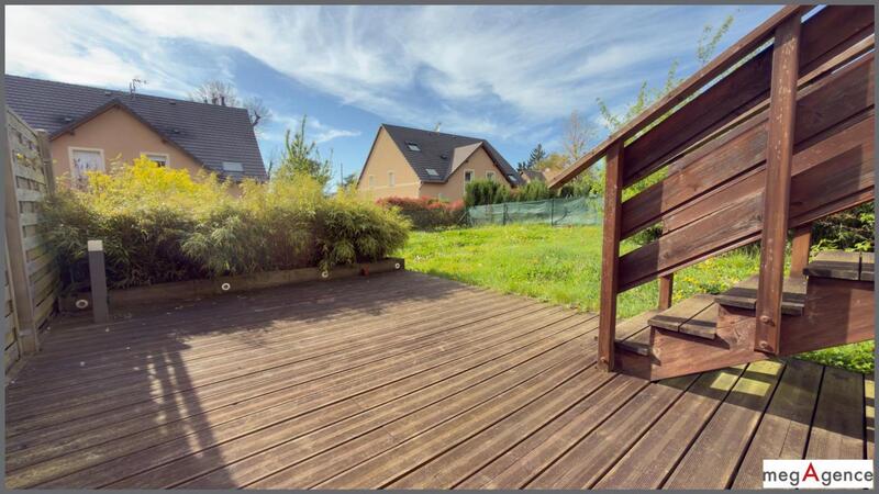 Maison jumelée - 85 m² - 4 pièces