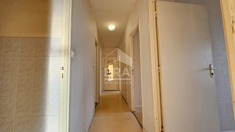 Appartement - 99 m² - 5 pièces