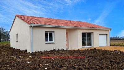 Maison - 104 m² - 4 pièces