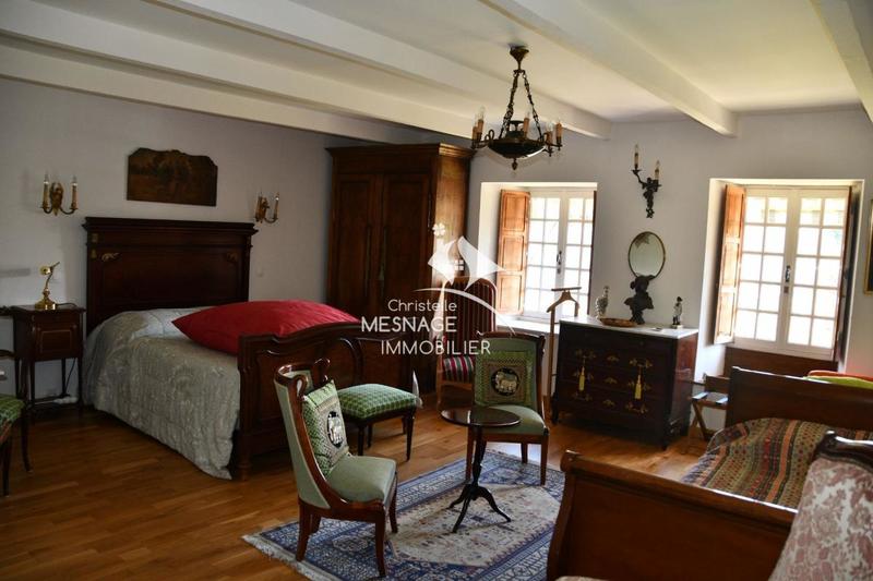 Manoir - 400 m² - 9 pièces