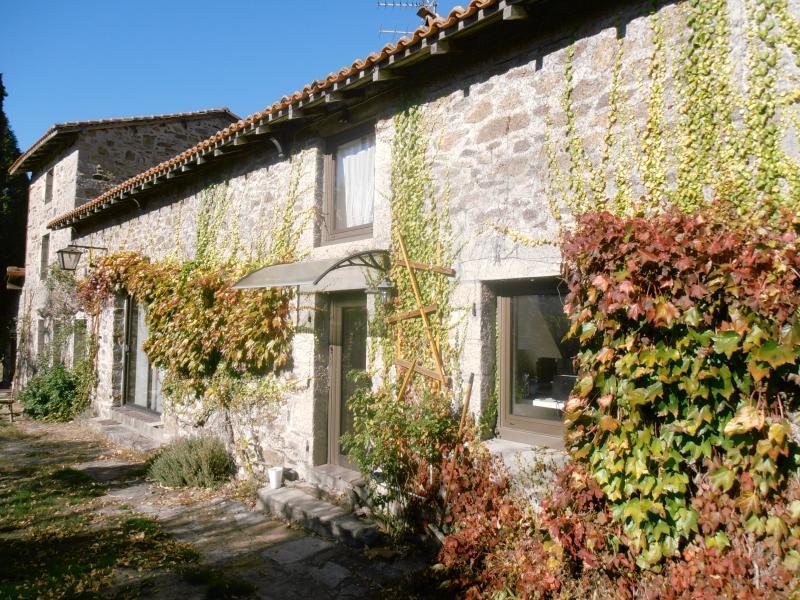 Maison - 240 m² - 10 pièces