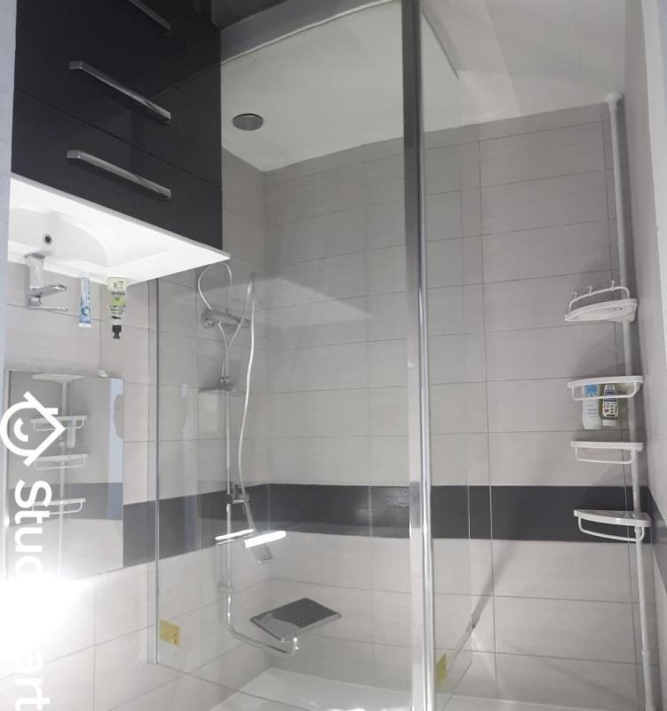 Chambre - 9 m² - 1 pièce