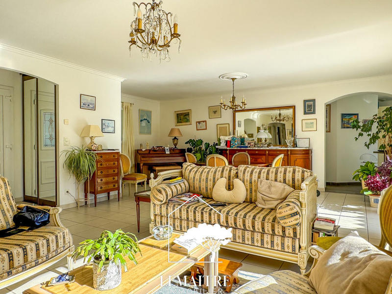 Maison - 135 m² - 5 pièces