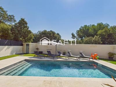 Maison - 181 m² - 6 pièces