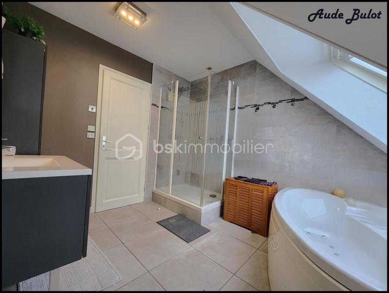 Maison - 160 m² - 6 pièces