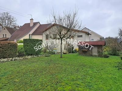 Maison - 119 m² - 6 pièces