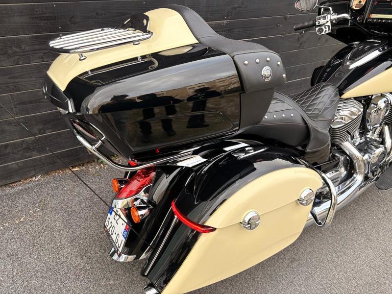 Indian Roadmaster Black &amp; Ivory
