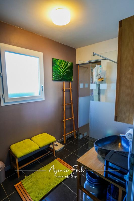 Maison - 92 m² - 4 pièces