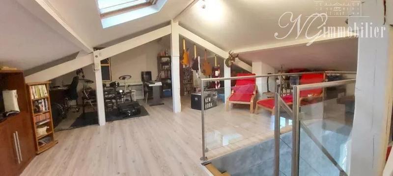 Maison - 170 m² - 6 pièces