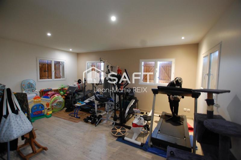 Maison - 285 m² - 6 pièces