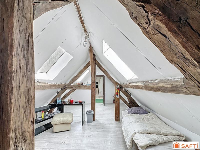 Maison - 220 m² - 7 pièces