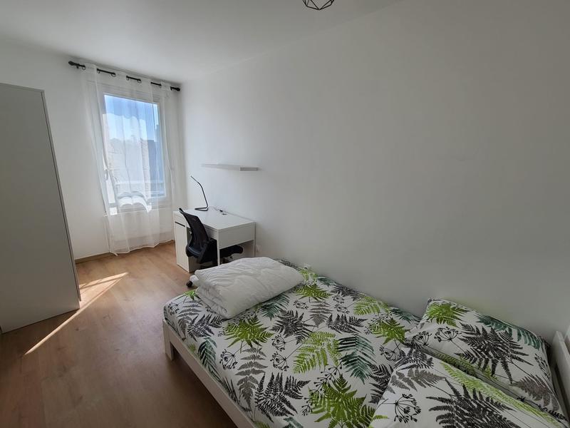 Appartement - 84 m² - 5 pièces