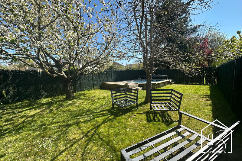 Maison - 125 m² - 6 pièces