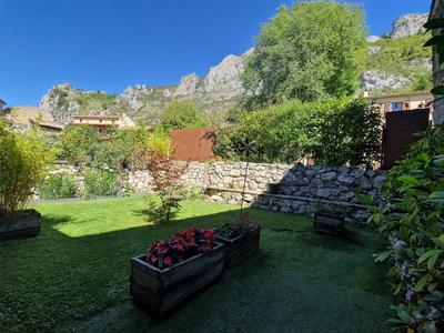 Maison - 190 m² - 8 pièces