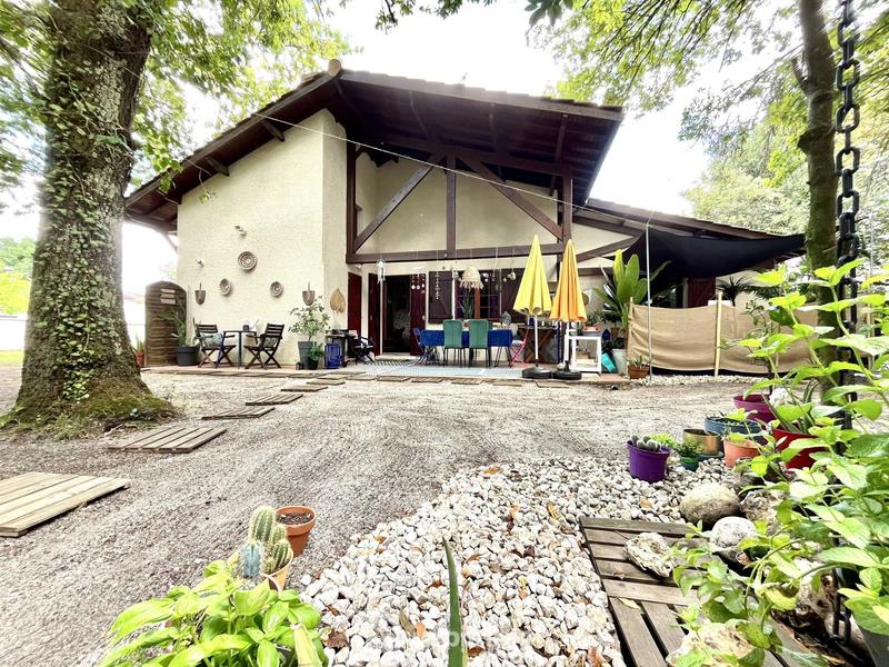 Maison - 116 m² - 4 pièces