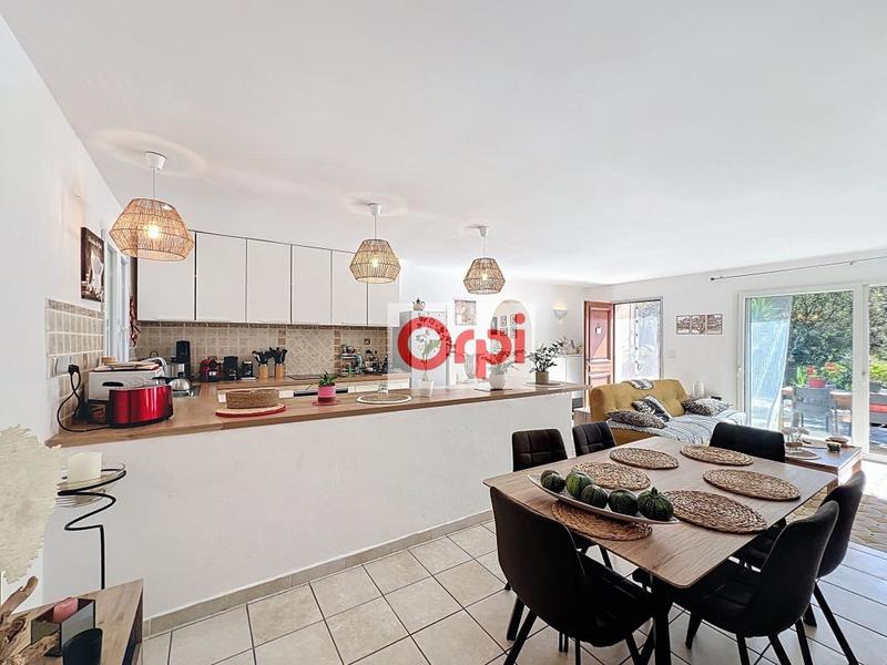 Villa - 156 m² - 8 pièces